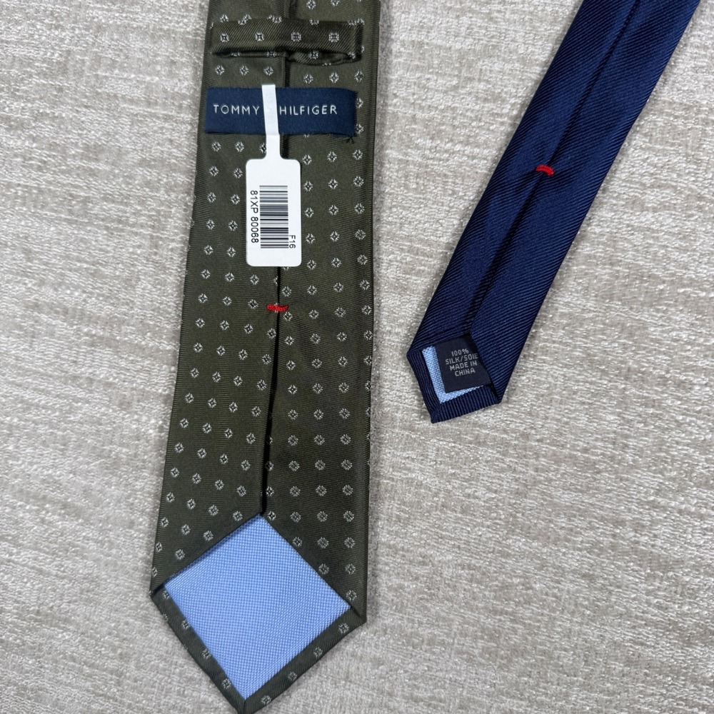 Tommy Hilfiger Tie Mens OS Olive Green Geometric Silk Formal Business 81XP 80068
